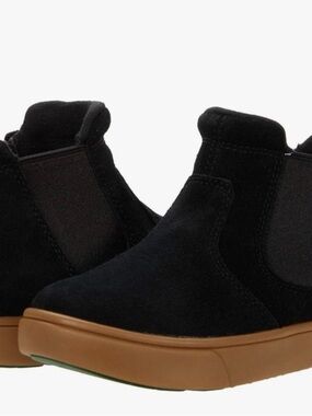 UGG Black suede Kids Hamlin Li Boots.Side zipper. Traction sole. Size 12 toddler